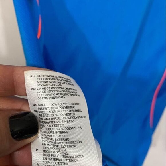 Adidas Predator Boys Active Shirt. Size 11/12 Yrs (medium). New Condition. - Picture 8 of 9